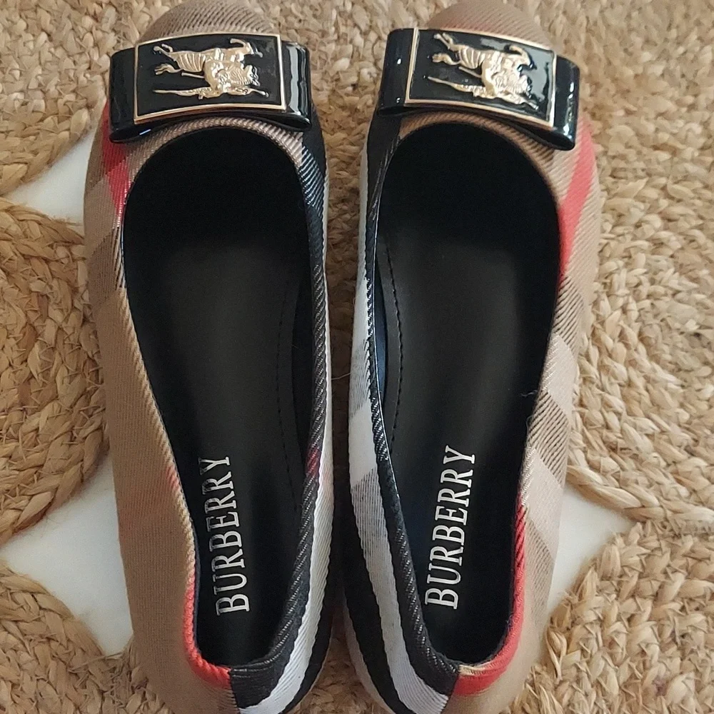 Burberry Ballet Flats - Picture 3 of 4